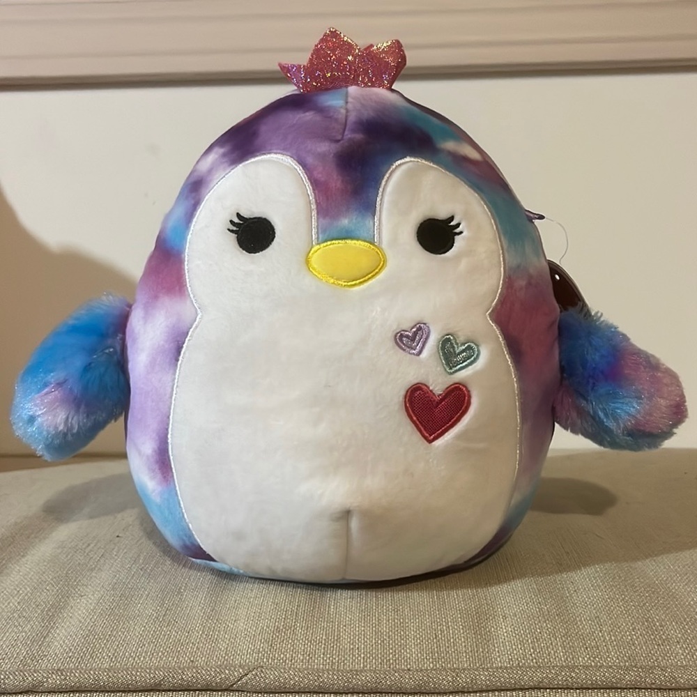 Tomora the Penguin Squishmallow